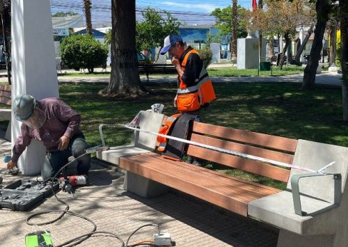 Municipio andino recambia escaños en varios puntos de Los Andes