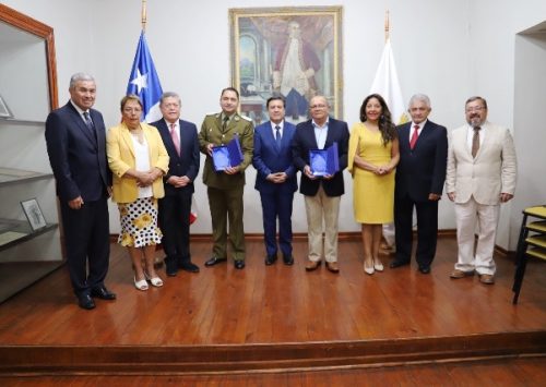 Concejo Municipal rindió homenaje a Humberto Garrido y Jorge Ponce por su aporte al progreso de Los Andes