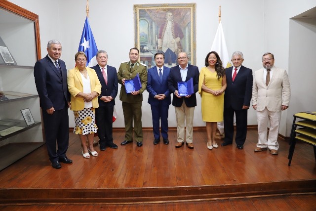 Concejo Municipal rindió homenaje a Humberto Garrido y Jorge Ponce por su aporte al progreso de Los Andes