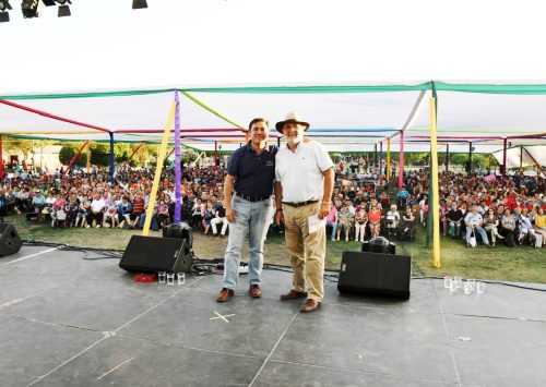 Cargado de la nostalgia de la Nueva Ola se vivió Navidad Dorada en Los Andes